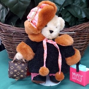 NABCO Muffy "Fifth Avenue Shopper"